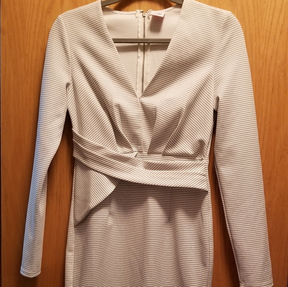 Selfie Leslie Striped bodycon dress size S